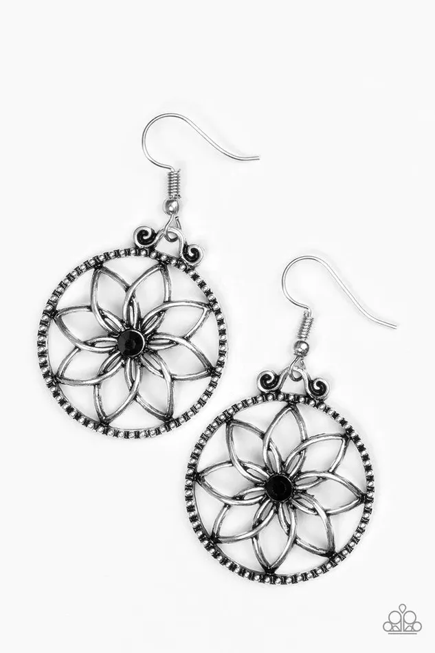 Earrings Paparazzi Earring Bloom Bloom Black Paparazzi Jewelry