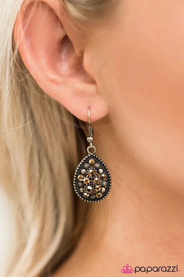 Earrings Paparazzi Jewelry Paparazzi Earring Double Date Brass