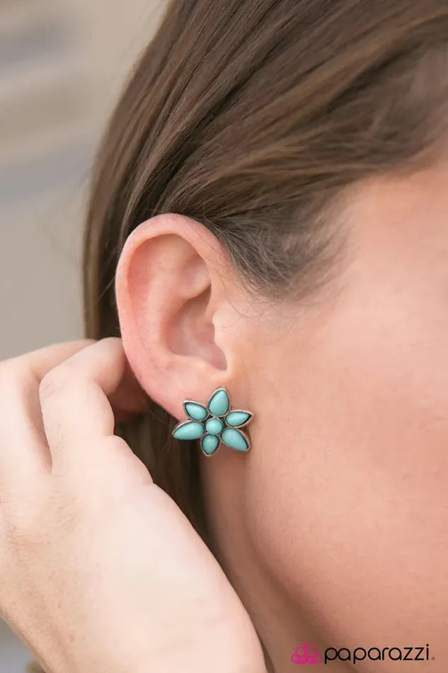 Earrings Paparazzi Jewelry Paparazzi Earring Peace Gardens Blue