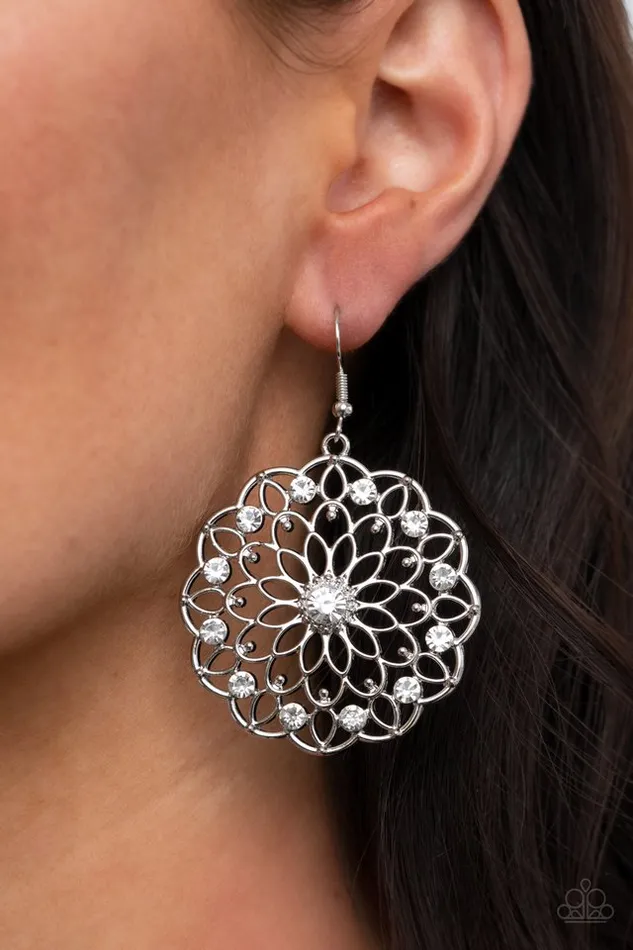 Earrings Paparazzi Jewelry Paparazzi Earring Posy Proposal White