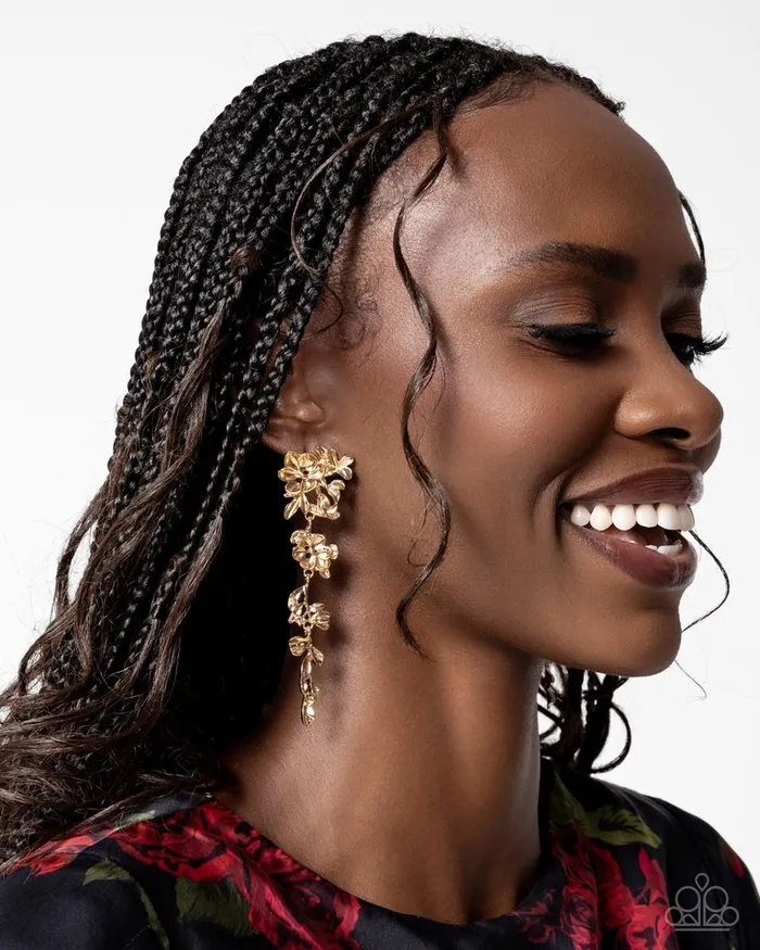 Paparazzi Jewelry Earrings Paparazzi Earring Generous Garden Gold