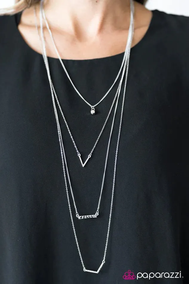 Paparazzi Necklace Freedom To Roam Silver Paparazzi Jewelry Necklaces