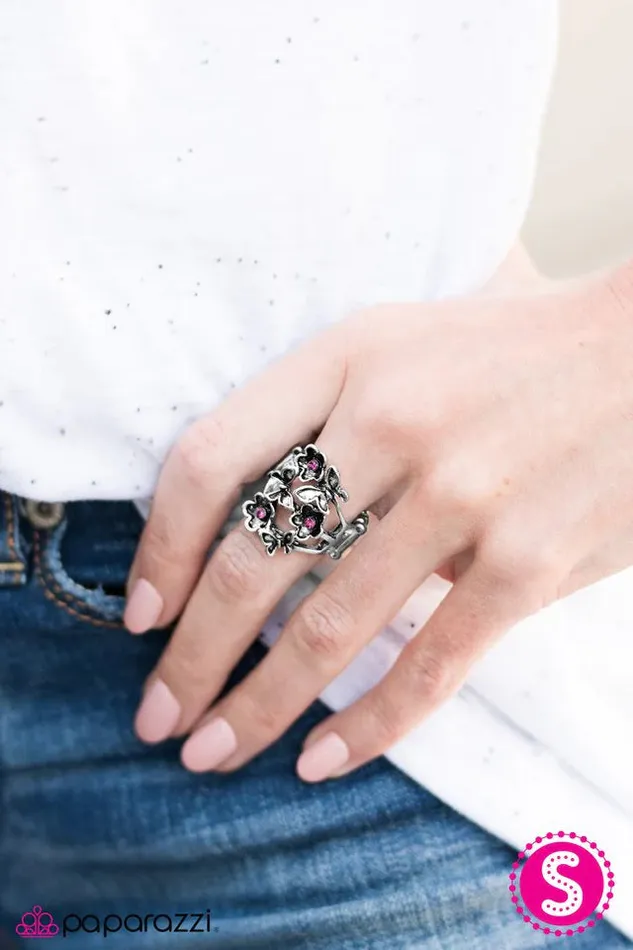 Rings Paparazzi Jewelry Paparazzi Ring Flutter Fiesta Pink
