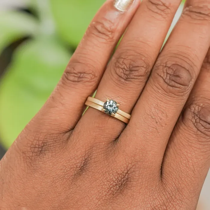 092ct ColorShifting Songean Sapphire Flat Band 4 Prong Solitaire in 18k Yellow Gold Quest Minerals Rings