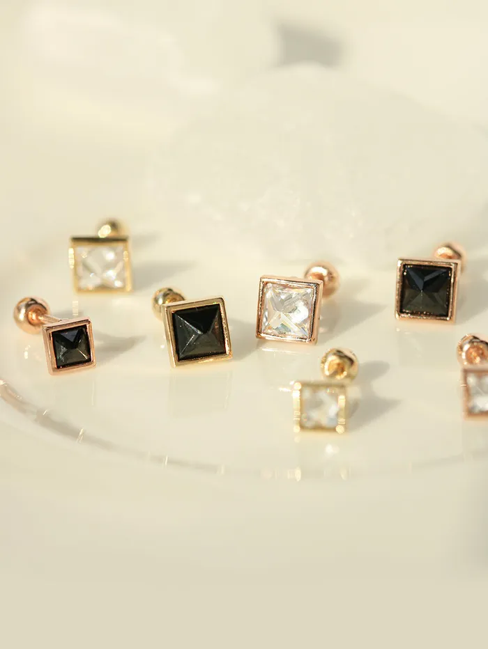 MinimalBijoux Earrings 14K Gold Daily Square CZ Cartilage Earring 20G18G16G