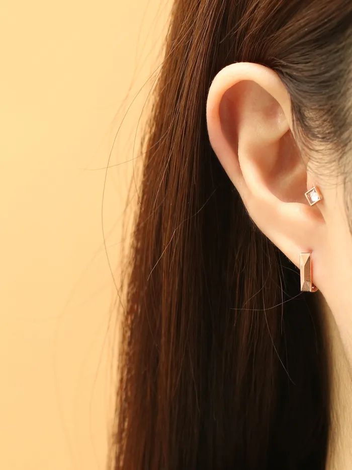 MinimalBijoux Earrings 14K Gold Daily Square CZ Cartilage Earring 20G18G16G