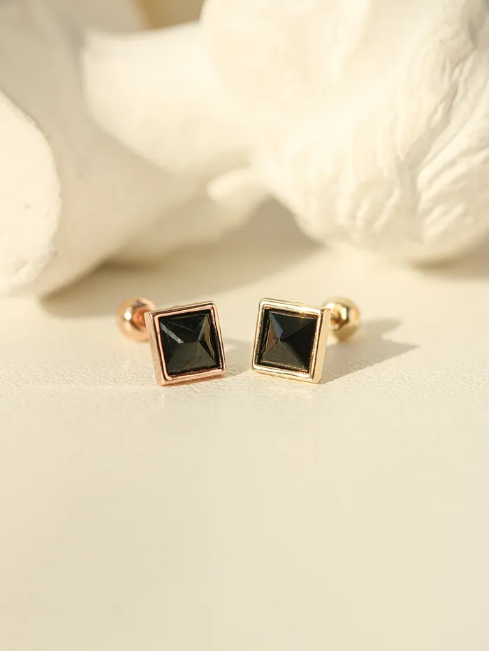 MinimalBijoux Earrings 14K Gold Daily Square CZ Cartilage Earring 20G18G16G