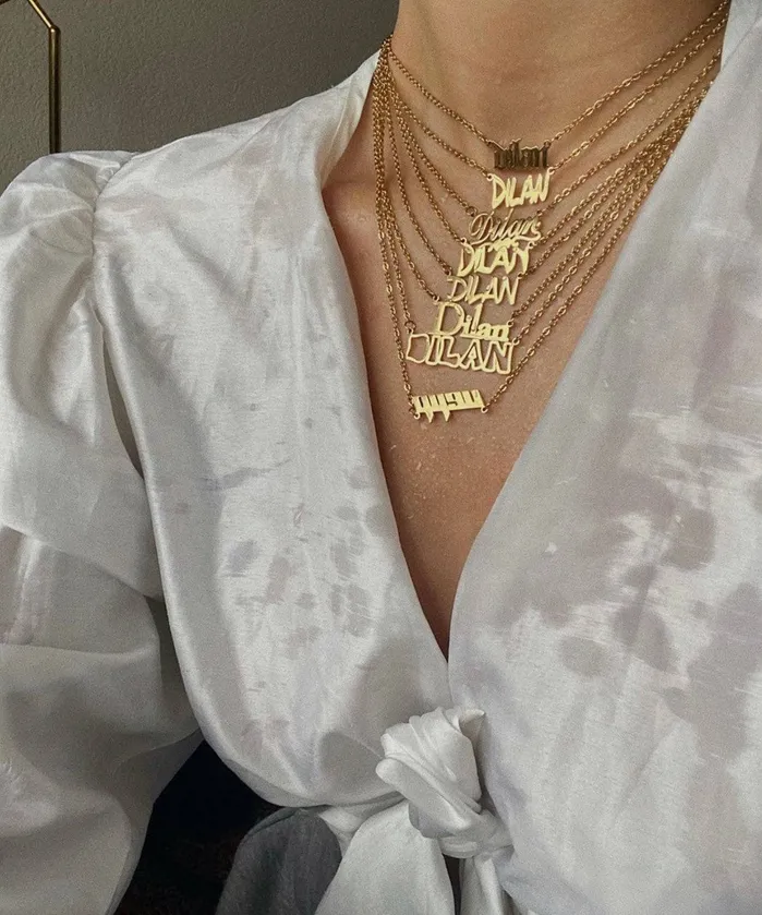aiobo Necklaces Airbrush Nameplate Necklace