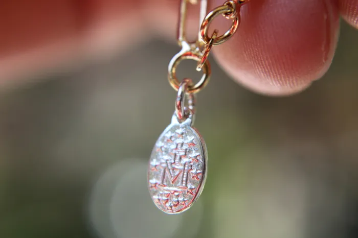 Bracelets TheLittleCatholic Marian Consecration Bracelet