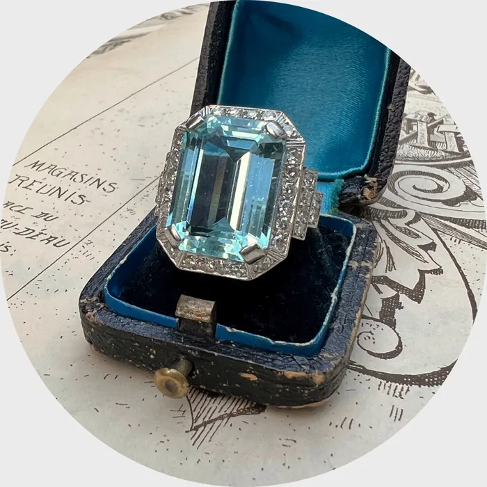 21stfinds Rings Vintage Aquamarine Diamond Cocktail Ring
