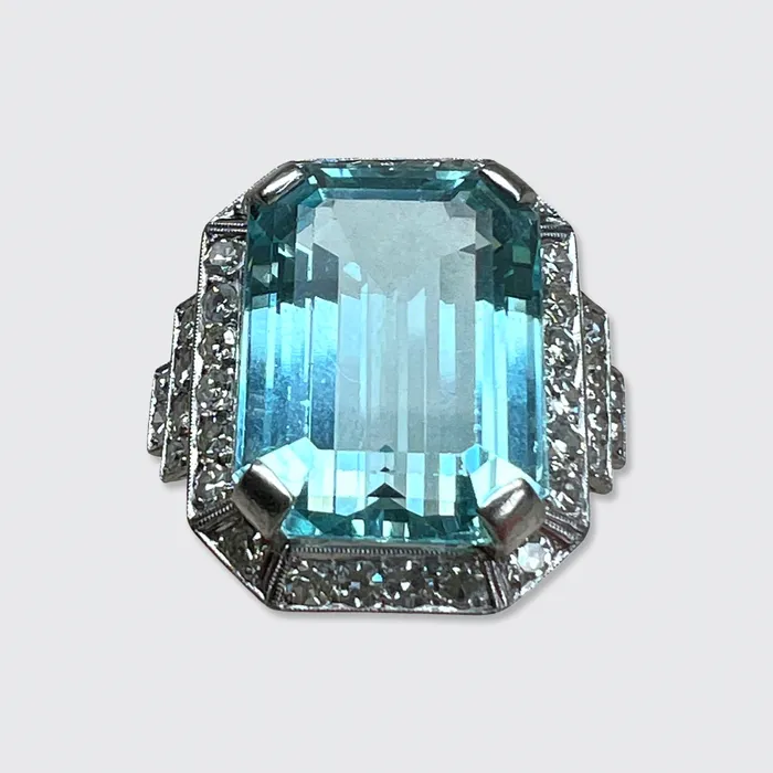 21stfinds Rings Vintage Aquamarine Diamond Cocktail Ring