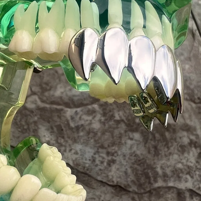 Bling Cartel Rings Shark Grillz Eight Top Teeth Plain Silver Tone