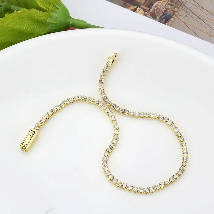 Bracelets 3W1683 Gold Brass Bracelet with AAA Grade CZ in Clear Alamode