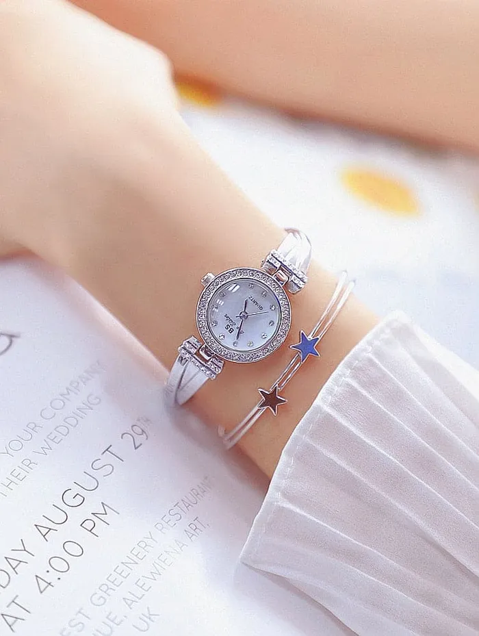 Bracelets Divine Inspiration Styles BEE SISTER Womens Fine Fashion Premium Quality Round Dial Stainless Steel Watch