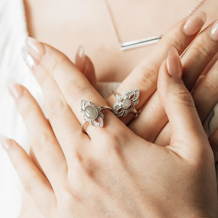 closebymejewelry WWII Small Setting Cremation Ring in Sterling Silver Rings