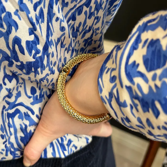 Halcyon Days PreStyled Sets Halcyon Days Minoan Torque Aquamarine Gold Bangle