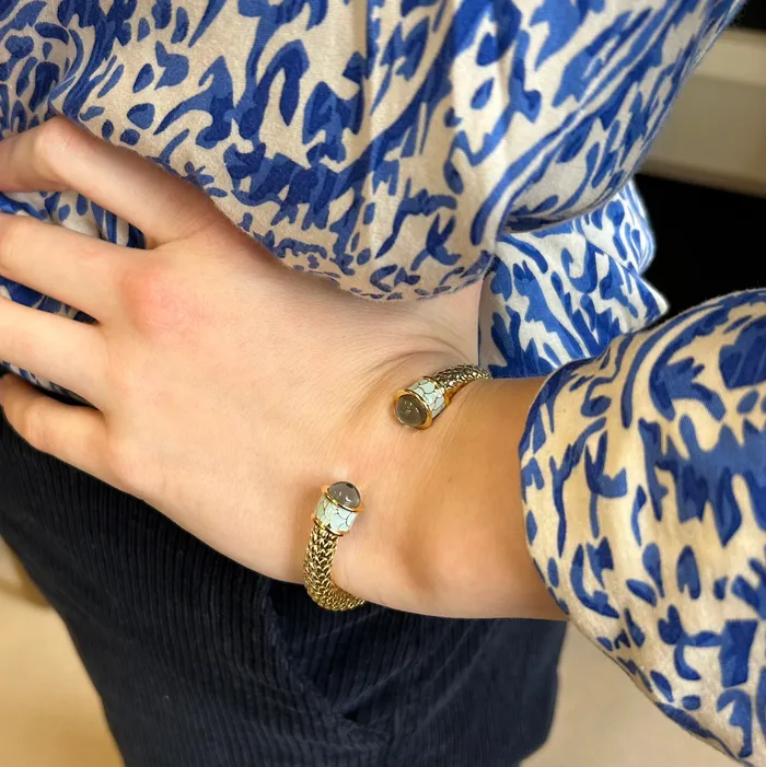 Halcyon Days PreStyled Sets Halcyon Days Minoan Torque Aquamarine Gold Bangle