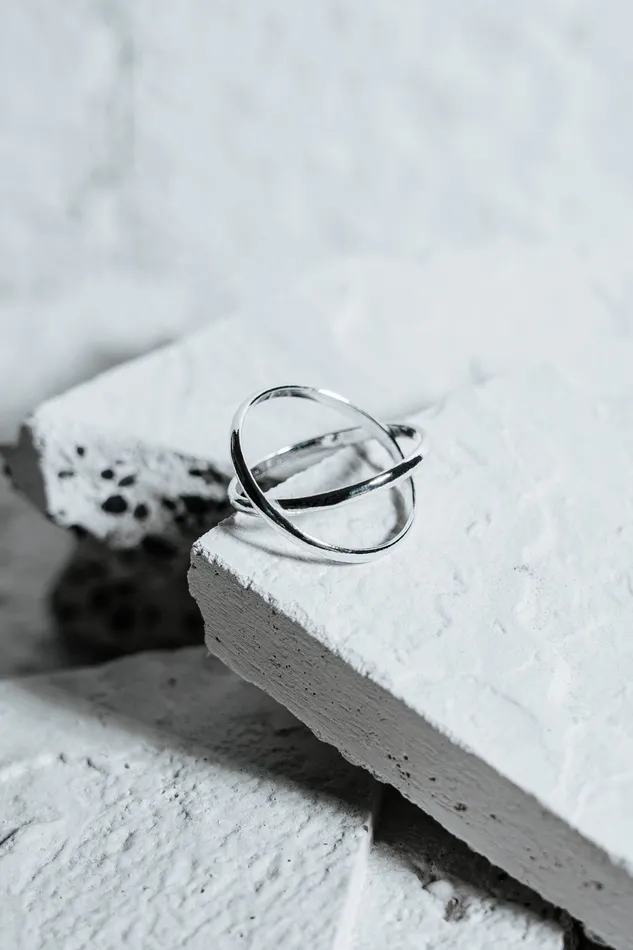 Kty Sphere Ring Silver Rings