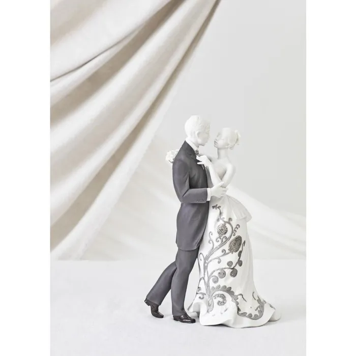 Lladro Lovers Waltz Couple Figurine Silver Lustre Lladro Rings