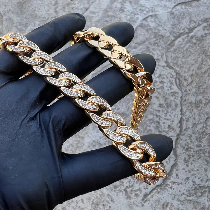 Necklaces Bling Cartel 14k Gold Plated Cuban Link Chain Iced CZ Bling Out Necklace 13mm 1624