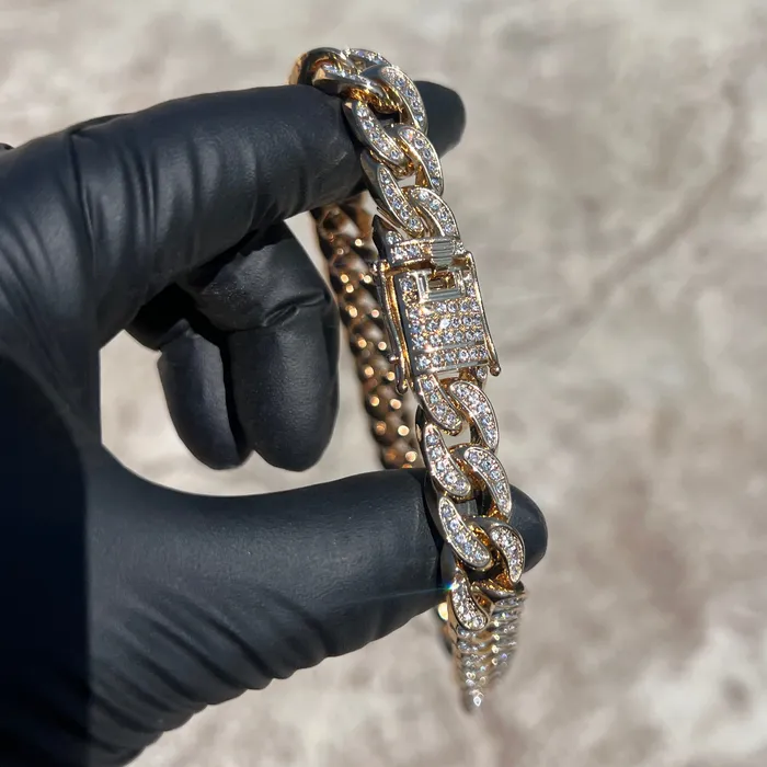 Necklaces Bling Cartel 14k Gold Plated Cuban Link Chain Iced CZ Bling Out Necklace 13mm 1624