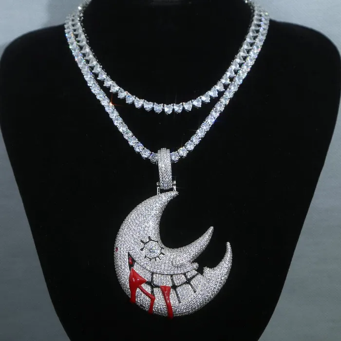 Necklaces XL Iced Out Blood Moon Hip Hop Pendant Necklace VVS Jewelry