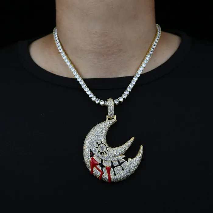 Necklaces XL Iced Out Blood Moon Hip Hop Pendant Necklace VVS Jewelry
