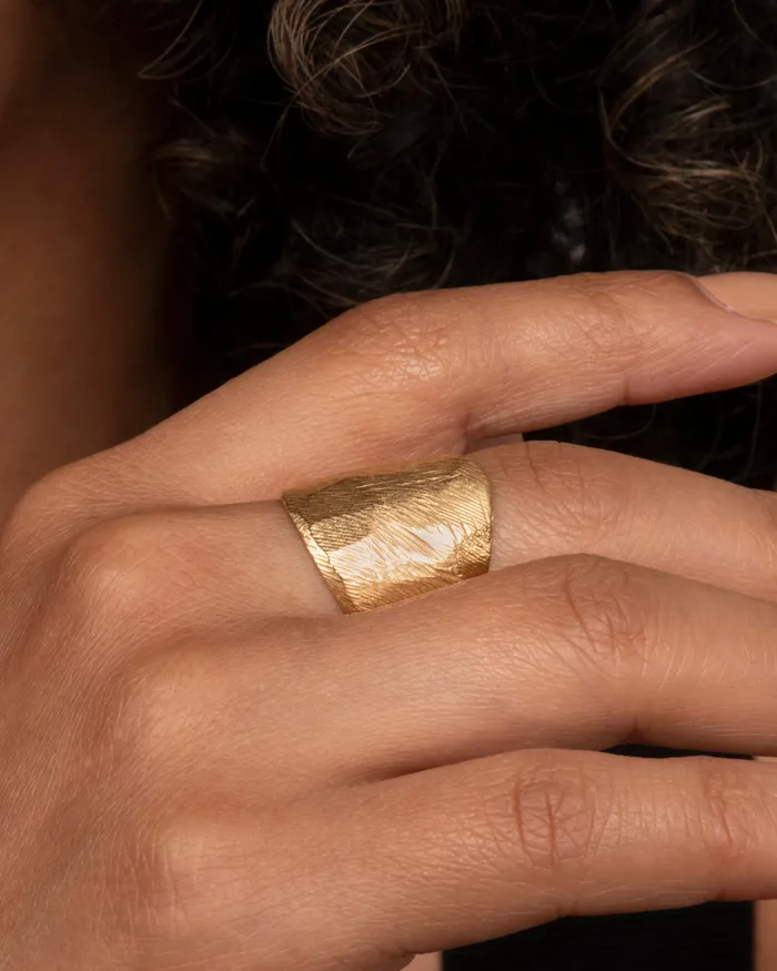 PAGE SARGISSON Rings Yellow Gold Angled Flat Band