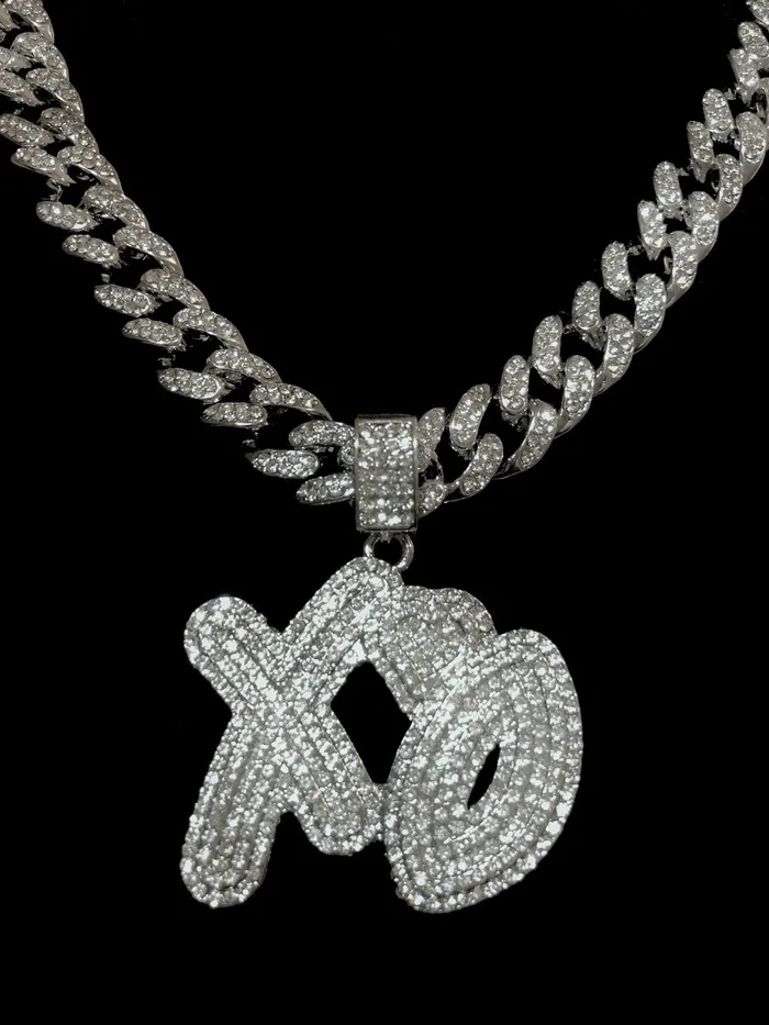 VVS Jewelry Necklaces VVS Jewelry XO Cuban Chain Pendant Necklace