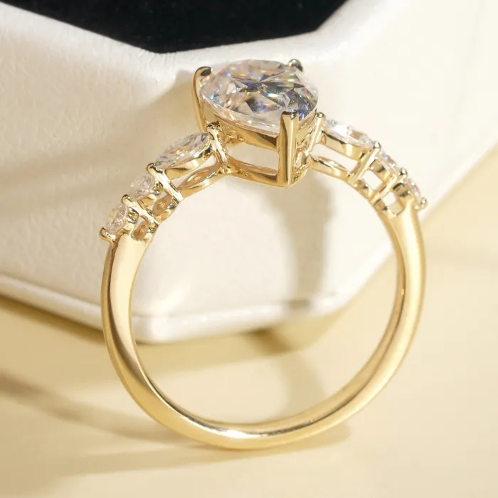 VVS Jewelry Rings 10K Solid Gold PearCut Moissanite Engagement Ring
