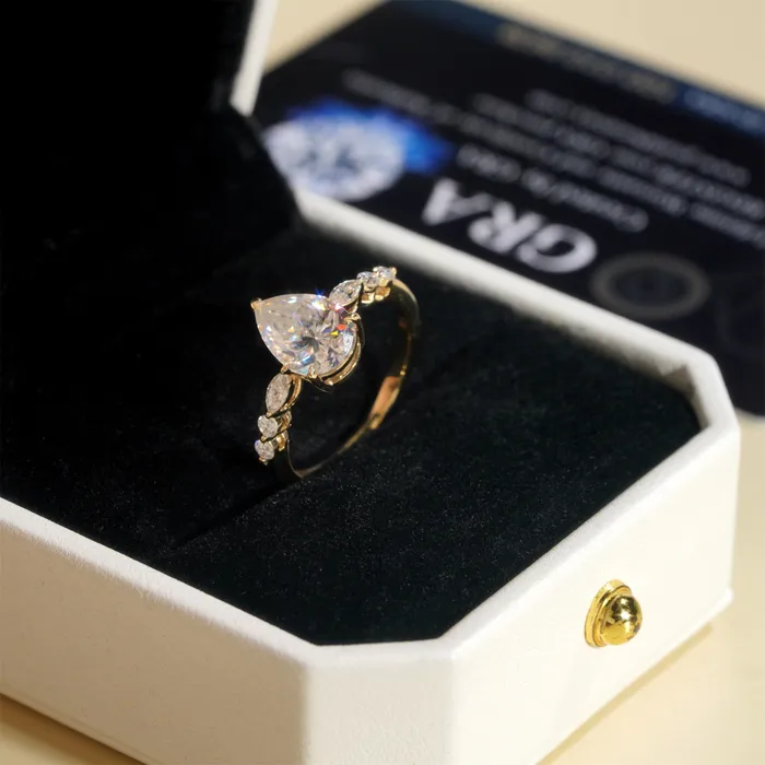 VVS Jewelry Rings 10K Solid Gold PearCut Moissanite Engagement Ring