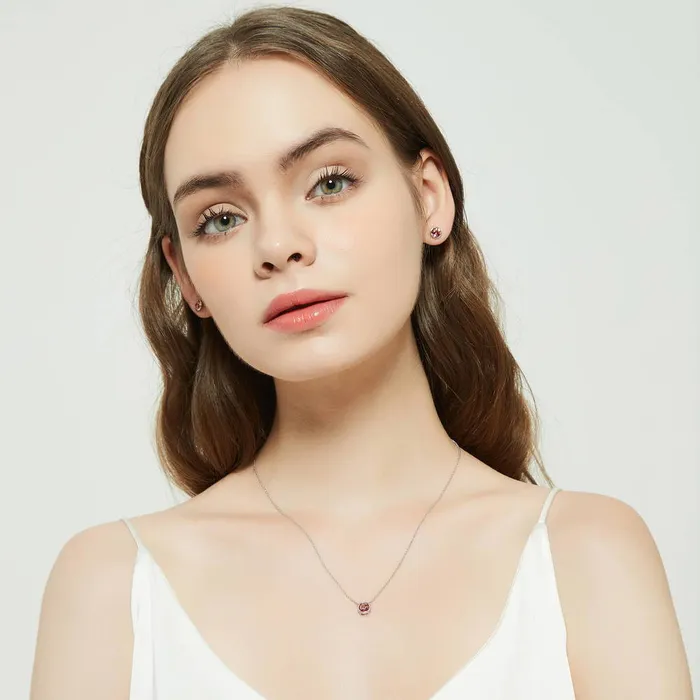 BERRICLE Necklaces Solitaire Kaleidoscope Bezel CZ Necklace in Sterling Silver 08ct