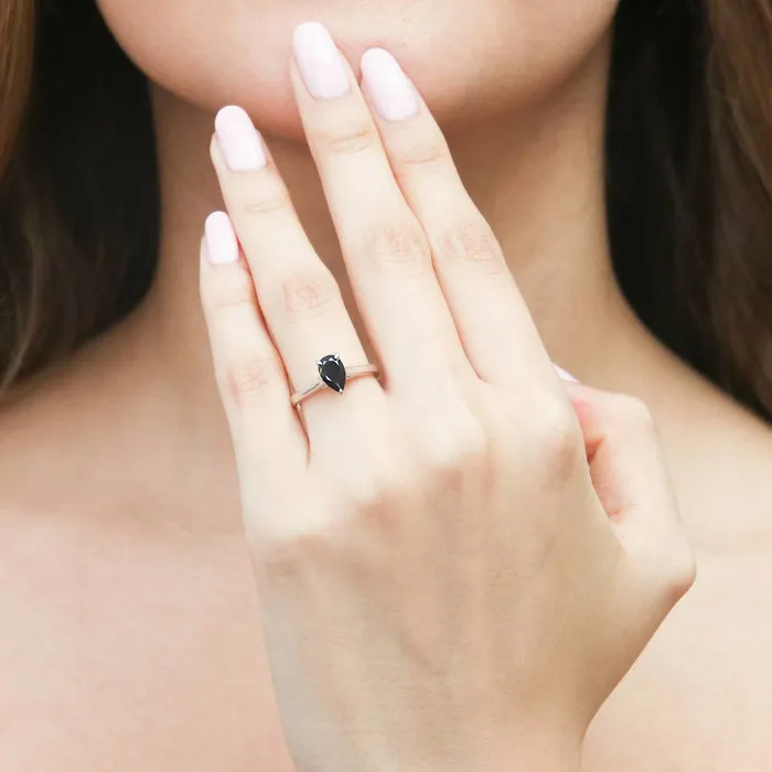 BERRICLE Rings Solitaire Black Pear CZ Ring in Sterling Silver 08ct