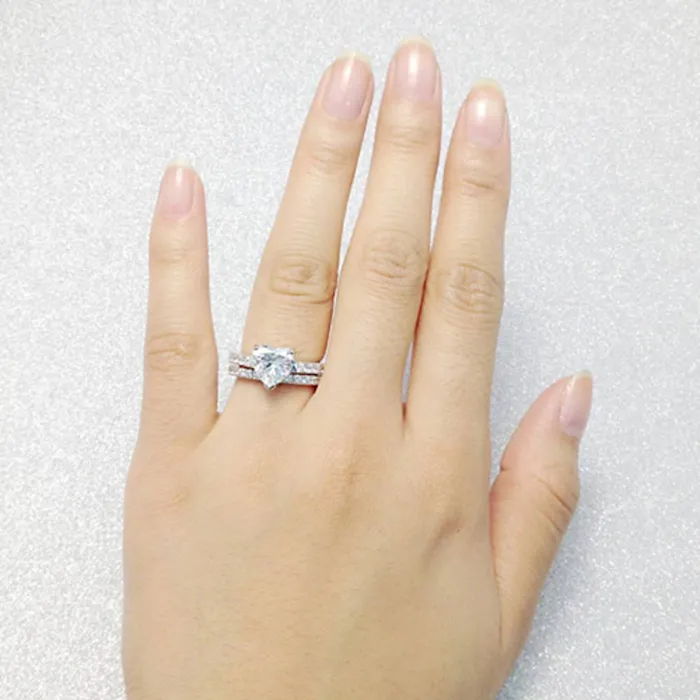 BERRICLE Solitaire Heart 17ct Heart CZ Ring Set in Sterling Silver Rings
