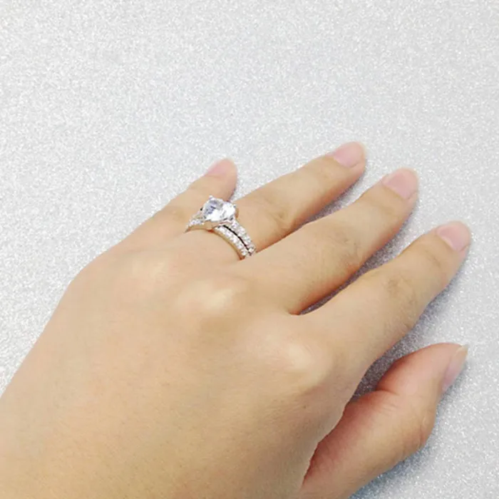 BERRICLE Solitaire Heart 17ct Heart CZ Ring Set in Sterling Silver Rings