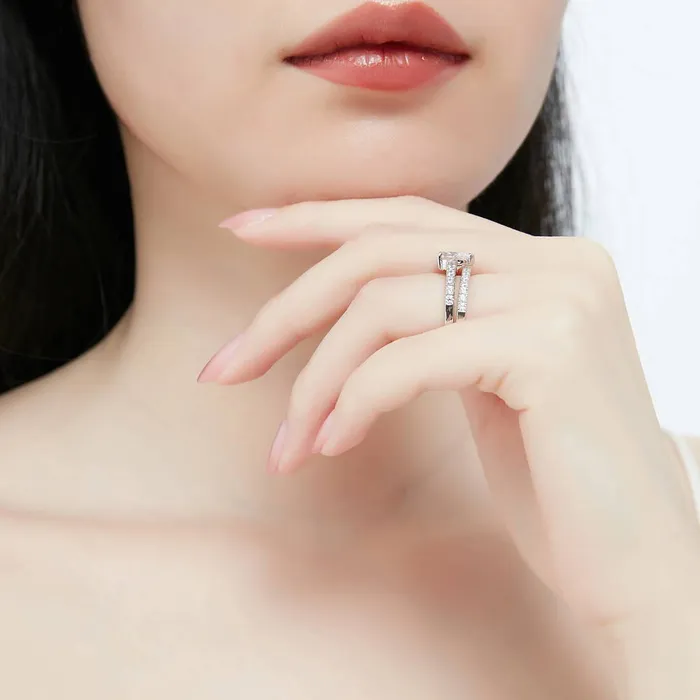 BERRICLE Solitaire Heart 17ct Heart CZ Ring Set in Sterling Silver Rings