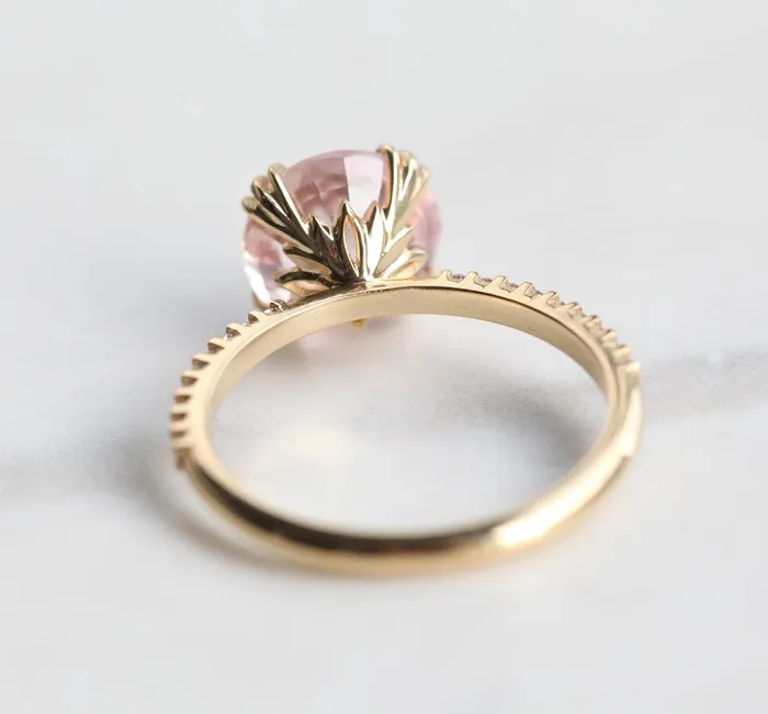 Capucinne Rings Hera Peach Sapphire Diamond Ring