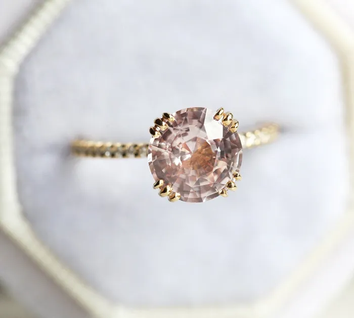 Capucinne Rings Hera Peach Sapphire Diamond Ring