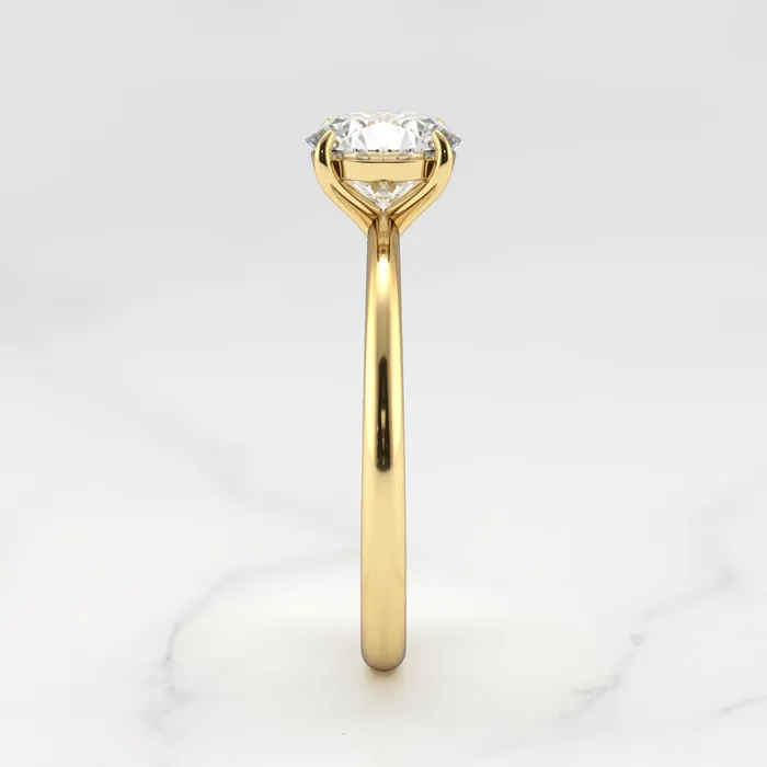 Capucinne Round Solitaire Diamond Ring Rings