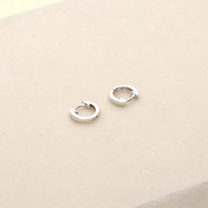 Earrings BERRICLE Mini Huggie Earrings in Sterling Silver 045