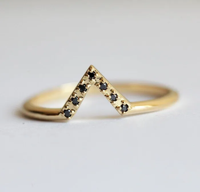 Elegant Black Diamond Chevron Gold Ring with Prong Setting Capucinne Rings