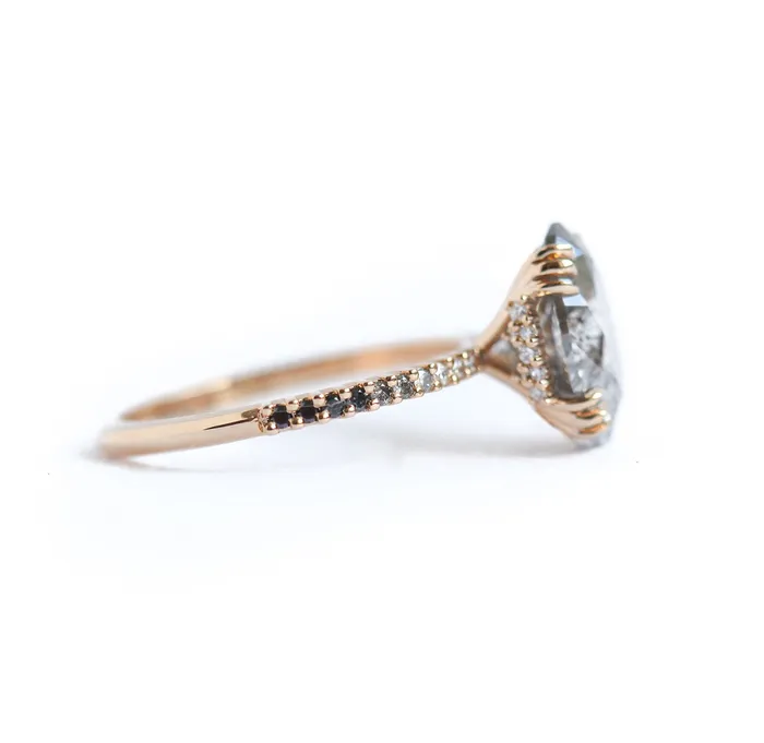 Kayla Oval Salt and Pepper Diamond Ring Capucinne Rings