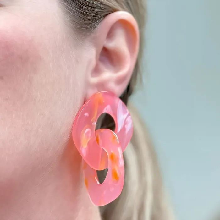 Prep Obsessed JJ Earrings Marbled Linked Statement Dangle Earrings Pink