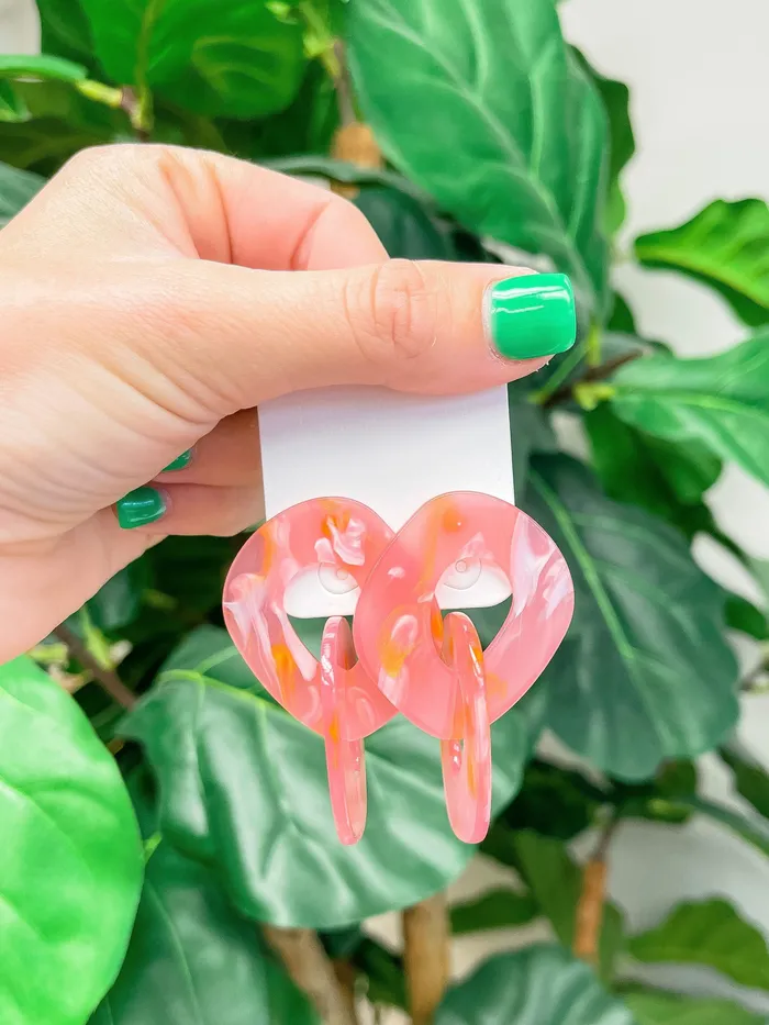 Prep Obsessed JJ Earrings Marbled Linked Statement Dangle Earrings Pink