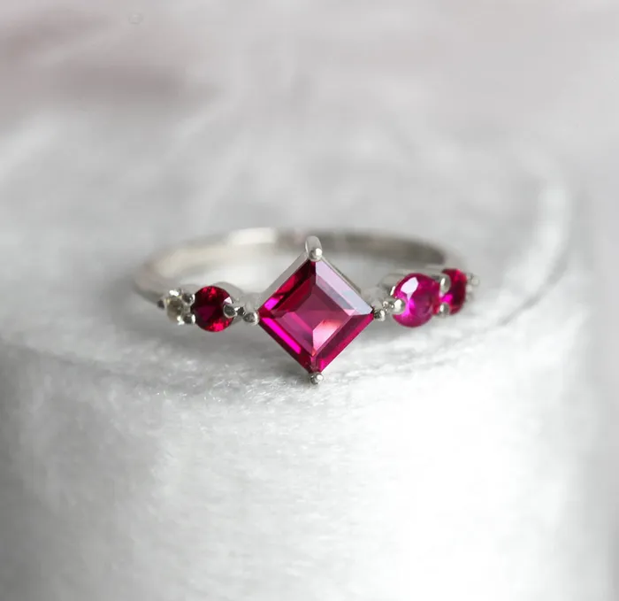 Rings Capucinne Gigi Pink Tourmaline Rubis Diamonds Cluster Ring Ready to Ship