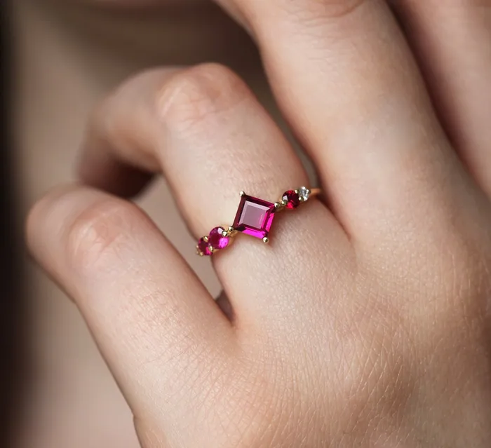 Rings Capucinne Gigi Pink Tourmaline Rubis Diamonds Cluster Ring Ready to Ship