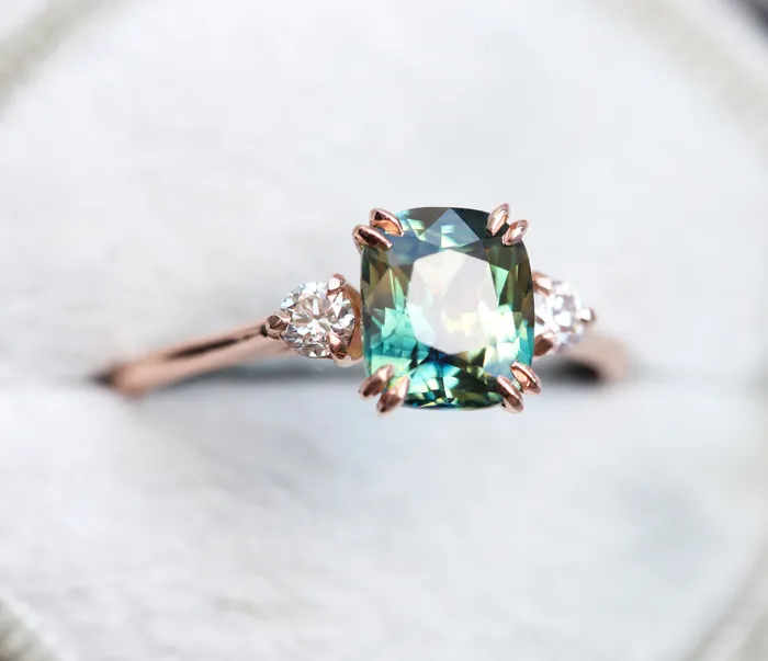 Rings Capucinne Tisa Sapphire Diamond Ring
