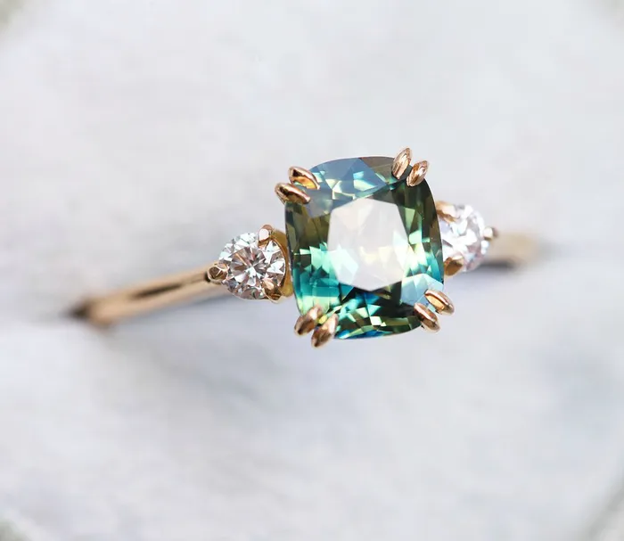 Rings Capucinne Tisa Sapphire Diamond Ring