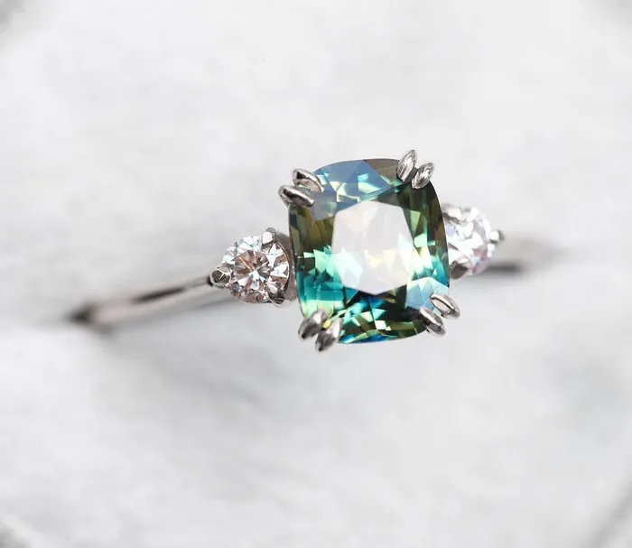 Rings Capucinne Tisa Sapphire Diamond Ring