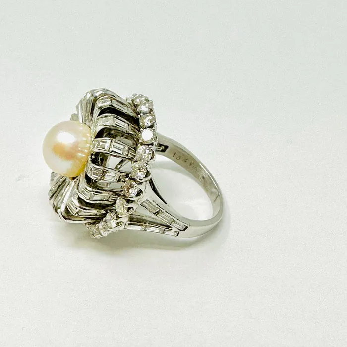 Rings Jewelry Platinum Crown Style Ring with Pearl and Diamonds